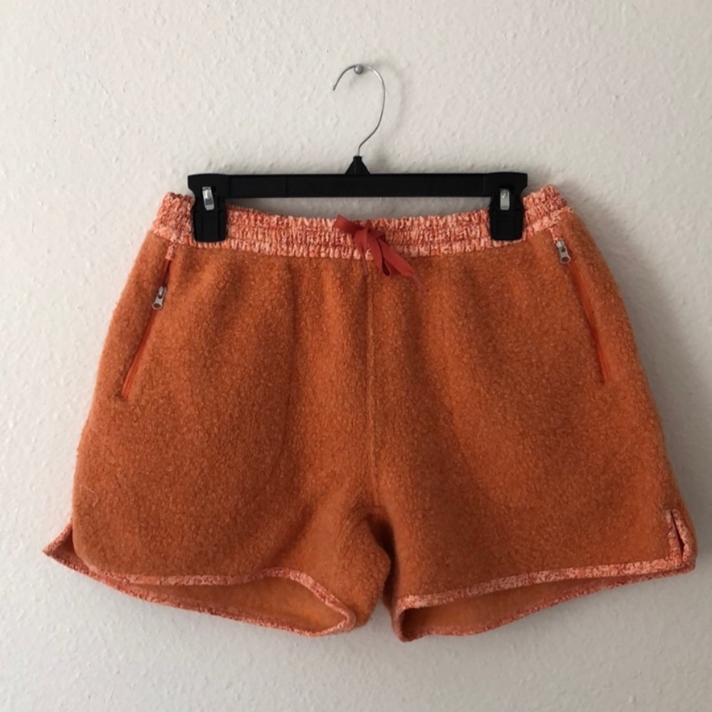 OV Megafleece Shorts in Papaya